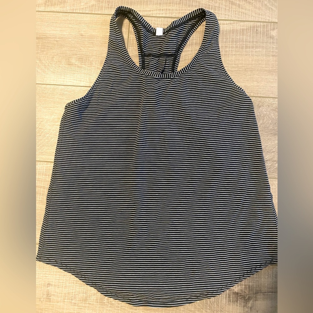 Lululemon Love Tank, Size 8, EUC